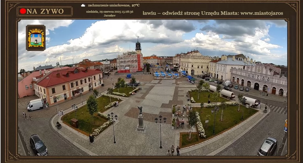 Widok na Rynek w Jarosławiu dla każdego. Uruchomiono transmisję online