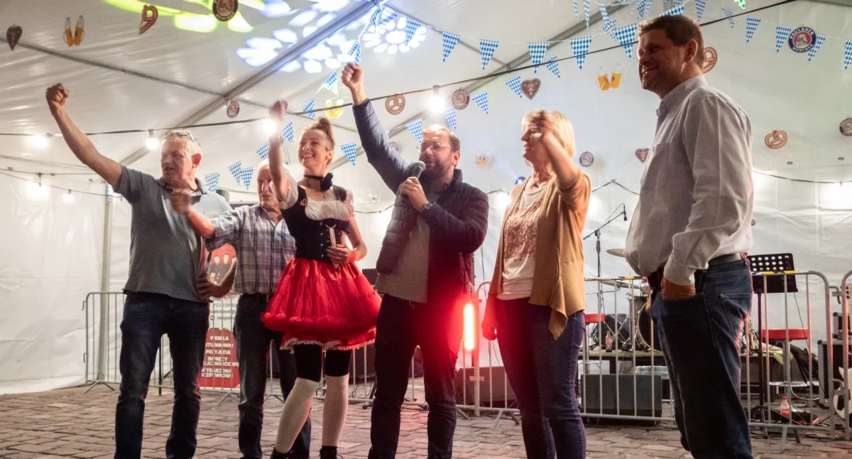 Oktoberfest – zakończenie lata na Rynku w Jarosławiu (ZDJĘCIA) 