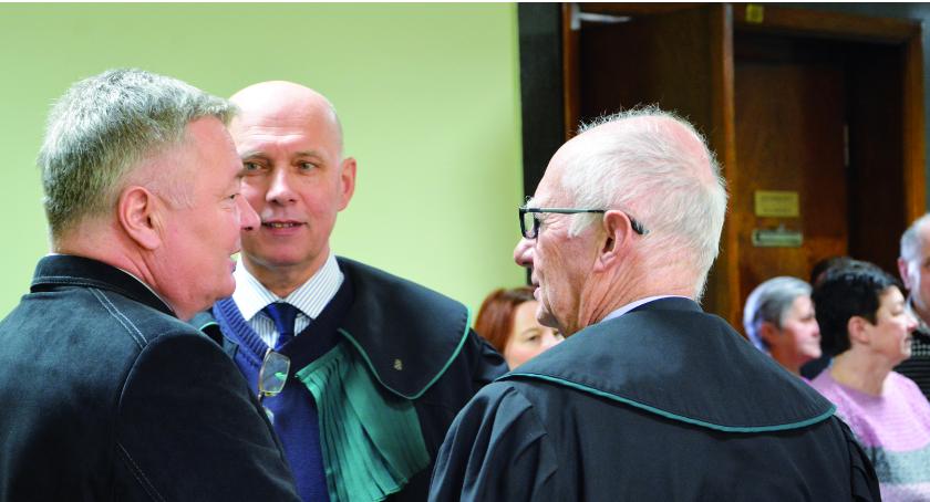 Senator Golba co innego zeznaje w sądzie, co innego pisze w piśmie?