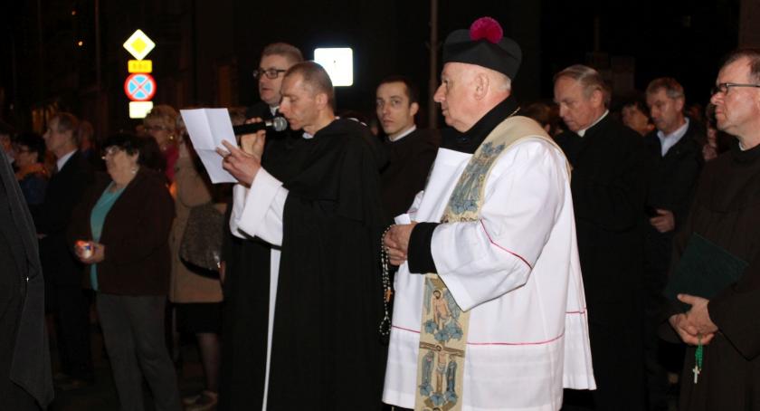Marsz Światła ulicami miasta