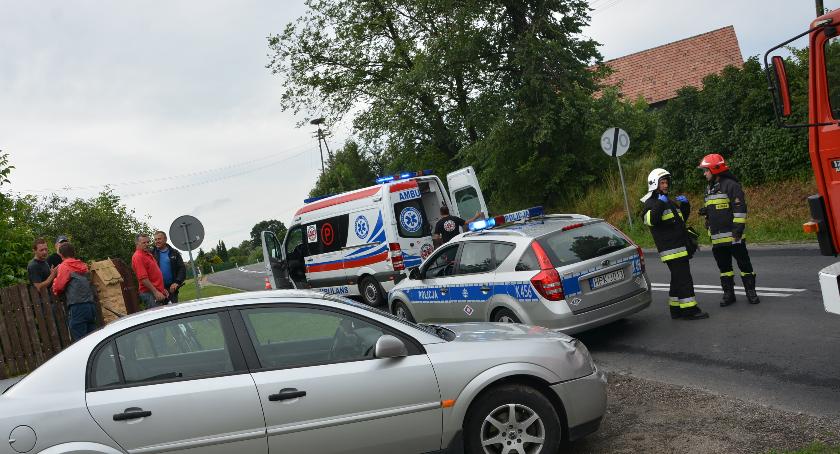 Zderzenie dwóch aut w Manasterzu