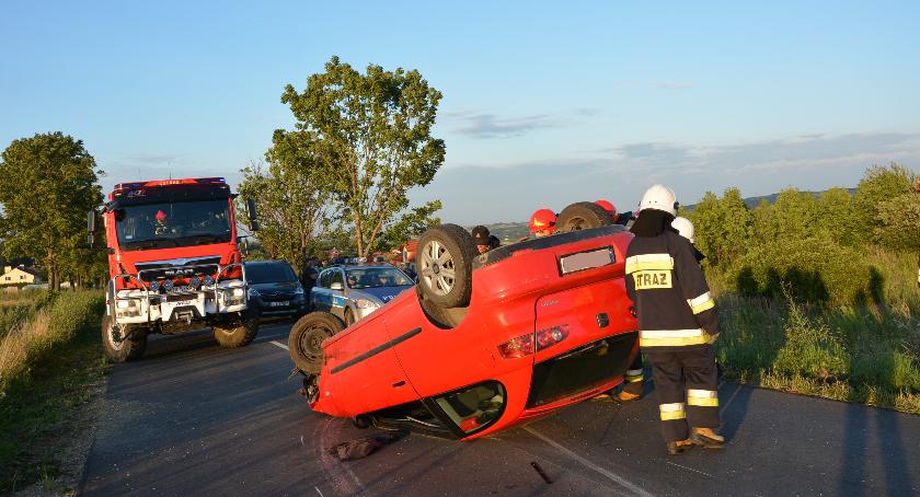W Pruchniku koń zginął na miejscu, 5 osób w szpitalu