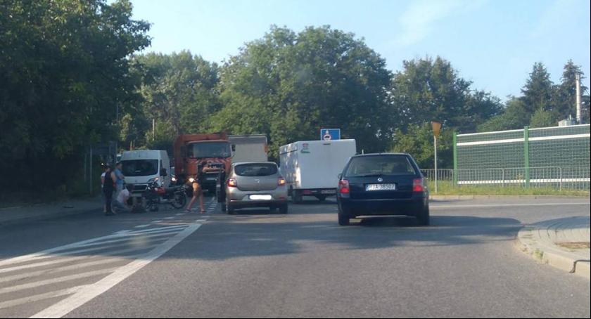 Potrącenie motorowerzysty przy zjeździe na obwodnicę 