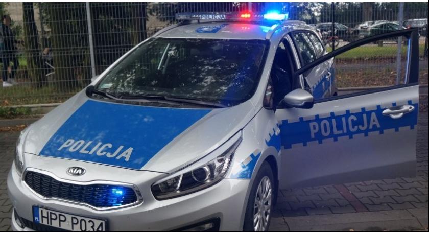 Potrącił mazdą kobietę, obrażał policjantów