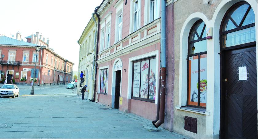 Najemcy opuszczają lokale na Rynku