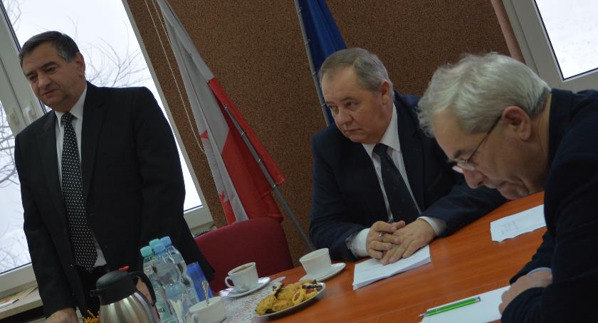 Radni nie chcą do MOF-u.