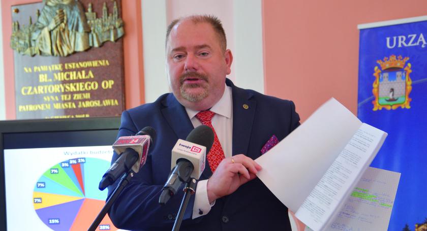 Czyj będzie budżet: burmistrza czy rady?