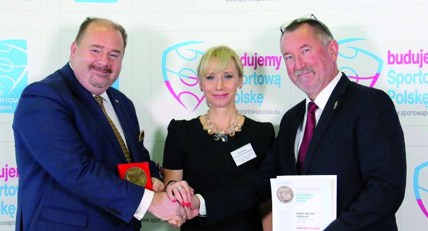 Burmistrz kupił sobie medal za 4 305 zł