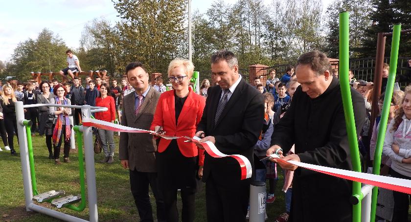 Pierwsza zewnętrzna siłownia w gminie