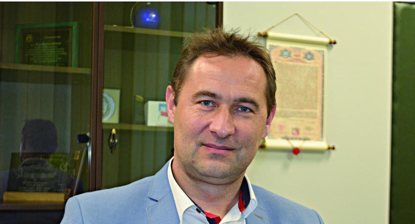 Rynek jest teraz fatalną wizytówką miasta - mówi burmistrz Radymna w wywiadzie