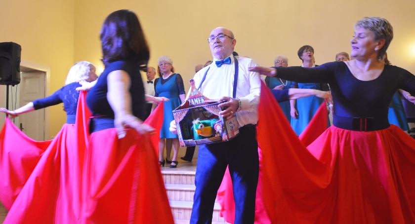 Śpiewają i tańczą od 5 lat