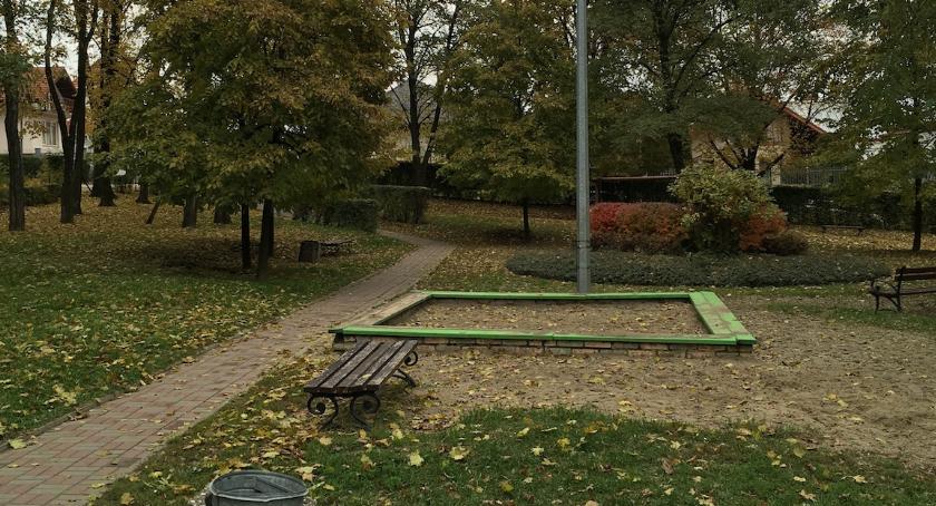Karuzela z piaskownicą 