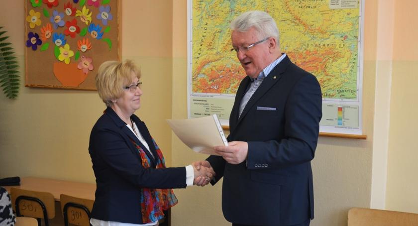 Przekazali pieniądze na rzecz osób potrzebujących  