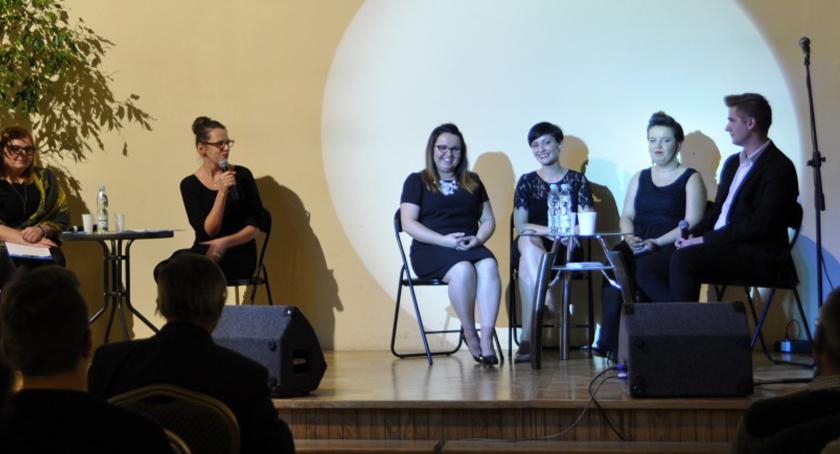Wieczorem wolni z kulturą