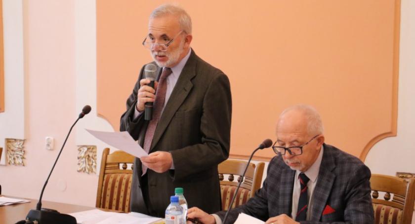 Wprowadzali zmiany w budżecie