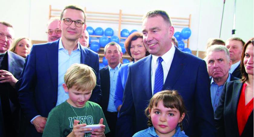 Czy gminna strona promuje gminę, czy wójta? 