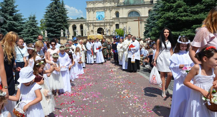 Procesja Bożego Ciała przeszła ulicami Jarosławia