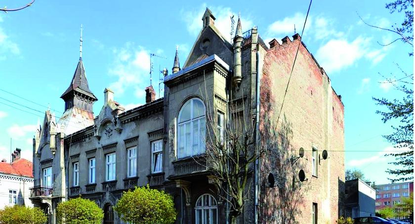 Oszpecili naszą zabytkową kamienicę