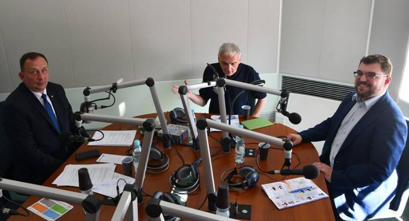 Radio Rzeszów zagroziło Waldemarowi Paluchowi sądem