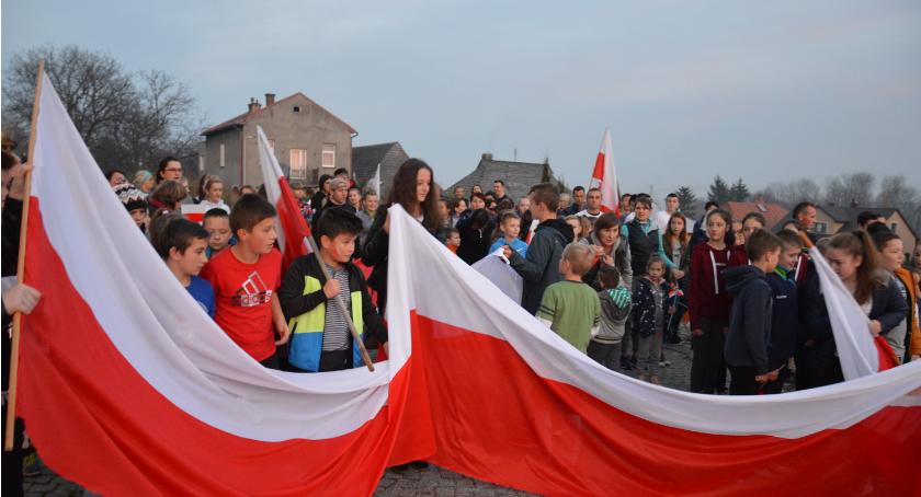 Bieg, ułani i tablica