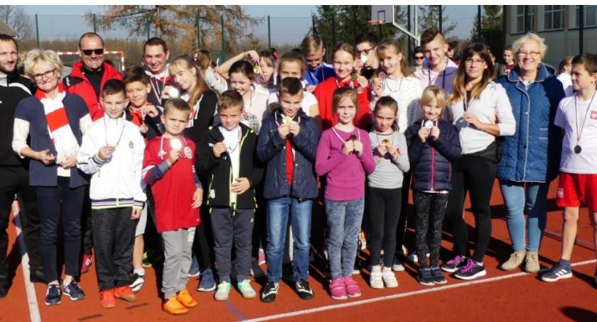 Na sportowo czcili niepodległość