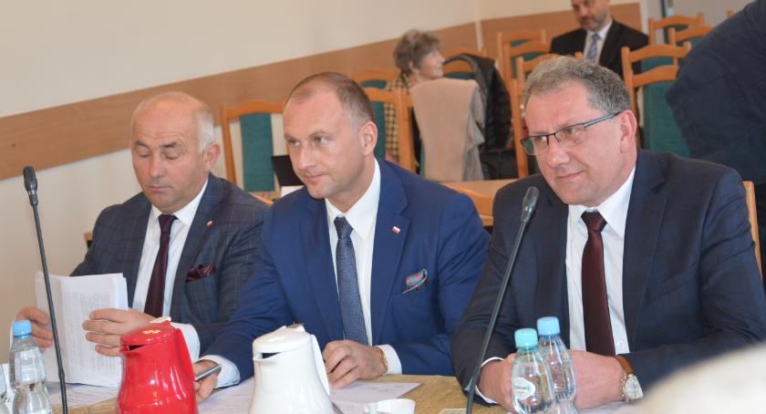 Wybrali składy komisji i uchwalili wynagrodzenie starosty