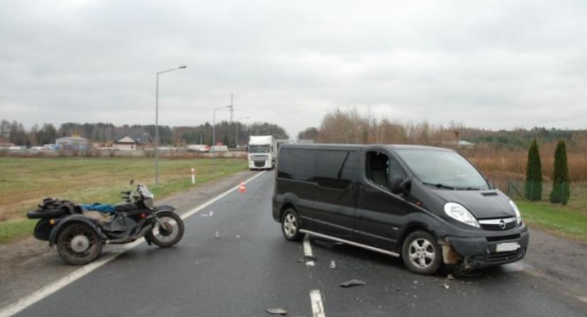 Opel vivaro zderzył się z motocyklem 