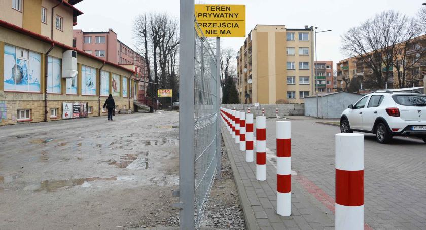 Przejście jest czy go nie ma?