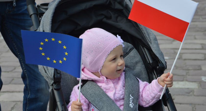 W 15. rocznicę wstąpienia do UE odśpiewali Odę do radości