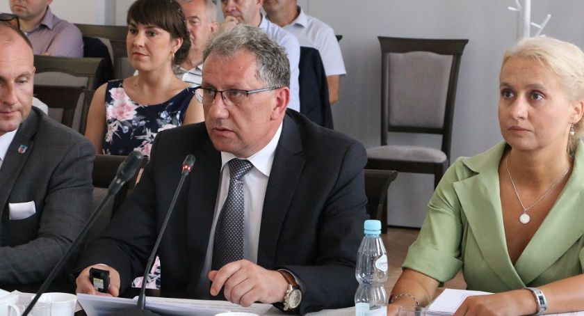 Jednogłośne absolutorium dla zarządu powiatu 