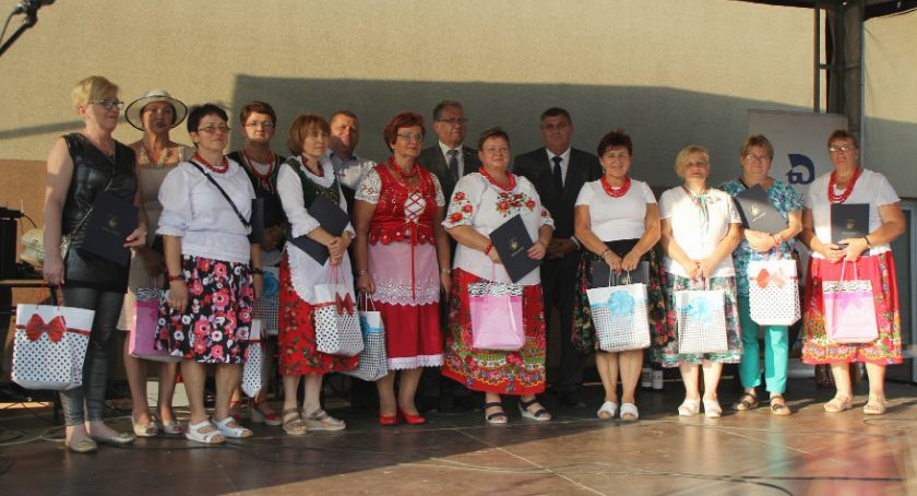 Dożynki gminy Laszki w Wietlinie Trzecim