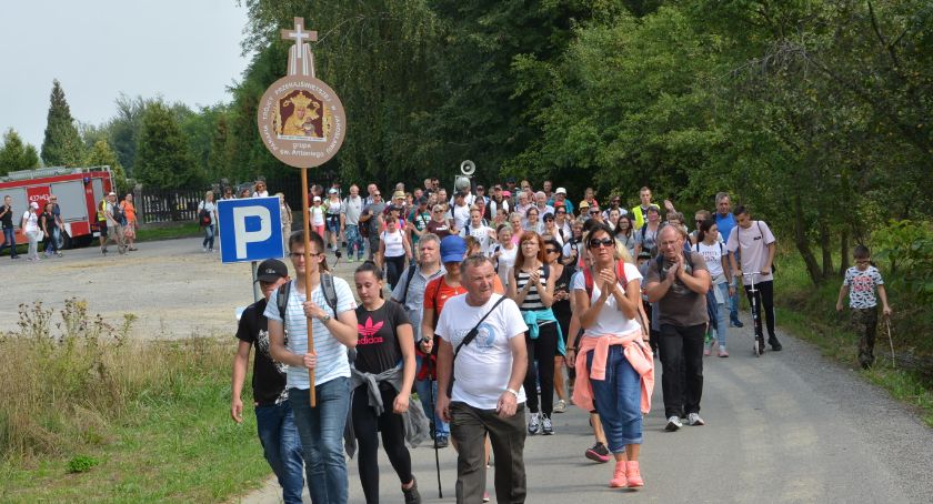Piesza Pielgrzymka Jarosławskich Parafii do Jodłówki