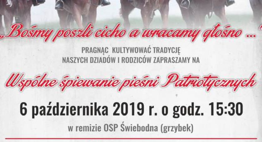 Wspólnie śpiewanie pieśni patriotycznych 