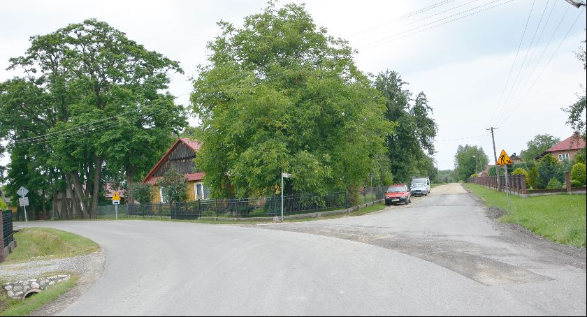 Miasto dało pieniądze na drogi powiatowe 