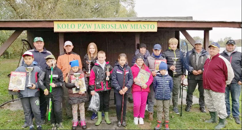 Zawody dla młodzieży szkolnej o puchary starosty i dyrektora