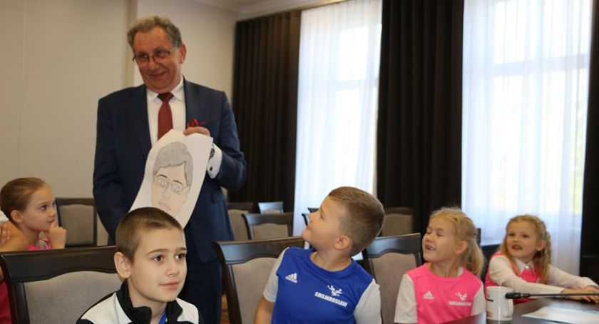 Dzieci w starostwie 