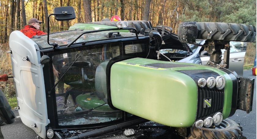 Wypadek na drodze do Radawy. Droga była zablokowana kilka godzin
