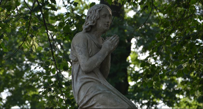 Po raz 27 będą kwestować na ratowanie zabytków cmentarzy 