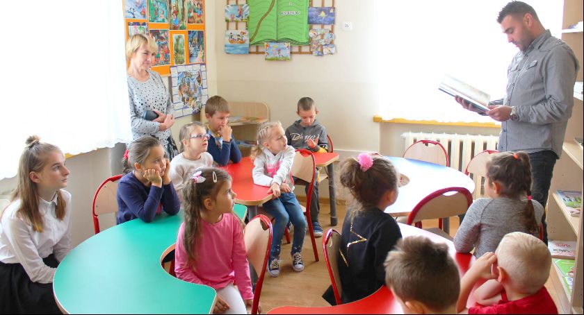 Nowa Biblioteka w szkole w Pełkiniach