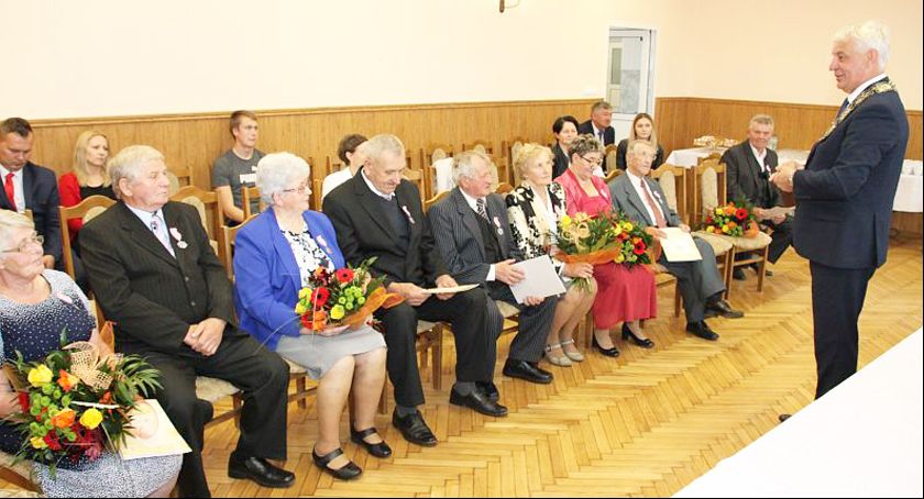 Złote Gody par z gminy Roźwienica