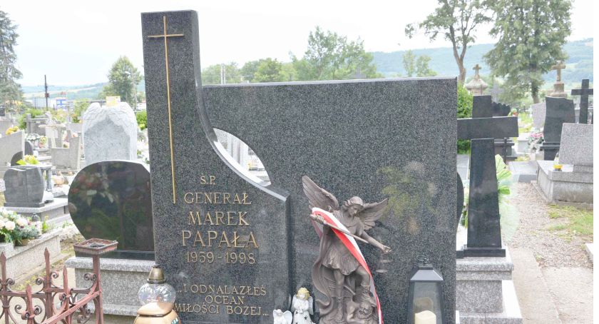 Pruchnik straci grób generała Papały. Szczątki generała mają spocząć na Powązkach