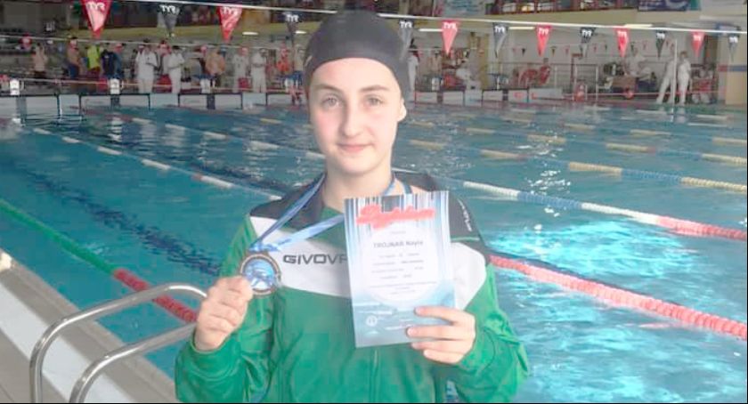 Nayla Trojnar na podium
