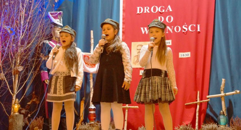 XIII Gminny Przegląd Pieśni Patriotycznej w Wiązownicy