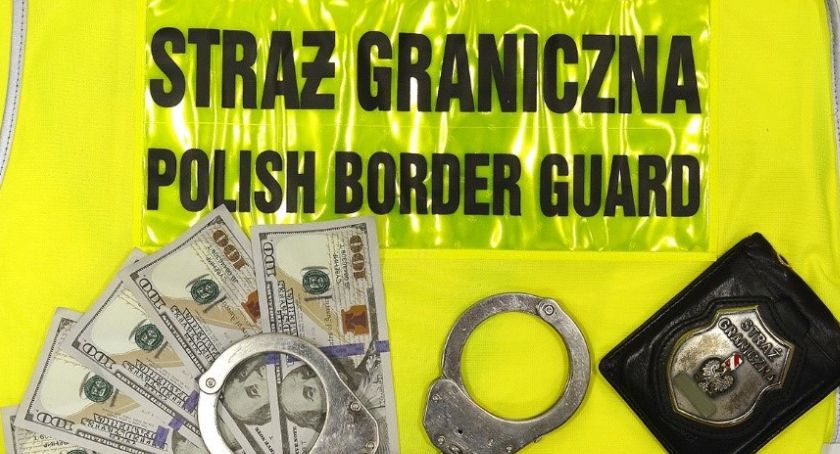Mieszkaniec powiatu jarosławskiego chciał wręczyć łapówkę