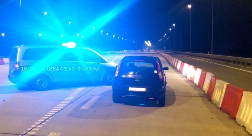 Pijany kierowca jechał autostradą pod prąd