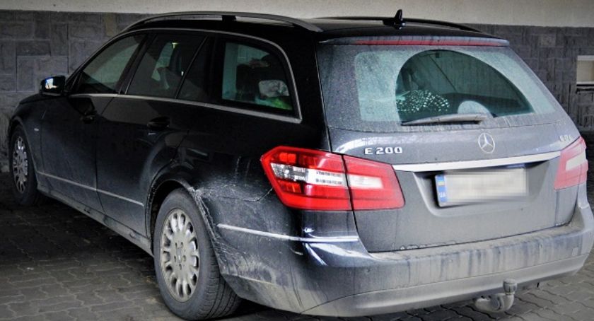 Kradziony mercedes nie wyjechał z Polski 