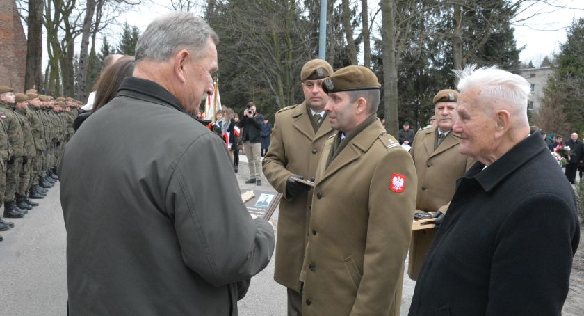 Narodowy Dzień Żołnierzy Wyklętych w Jarosławiu. Major Władysław Koba patronem batalionu (ZDJĘCIA) 