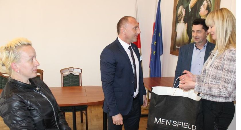  Maseczki dla gminnych instytucji w Pruchniku 