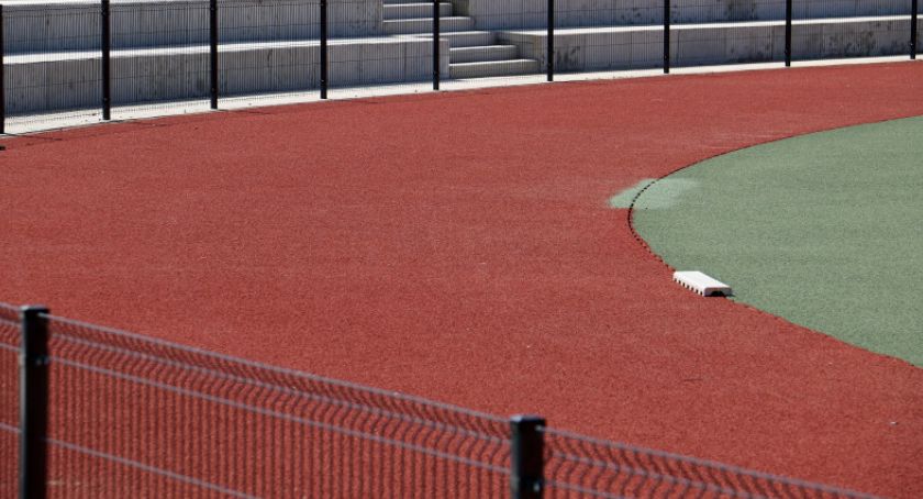  Powstaje stadion miejski  w Jarosławiu. Końca dobiega pierwszy etap prac (ZDJĘCIA)
