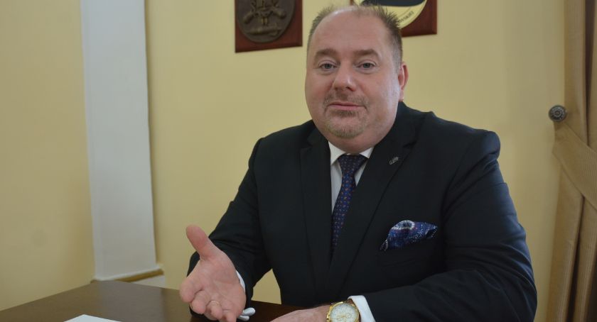 Burmistrz Jarosławia: Nie zamierzamy przekazywać Poczcie Polskiej spisu wyborców 